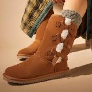 Koolaburra by UGG Victoria Tall Brown Winter Boots with Plush Lining Women Size